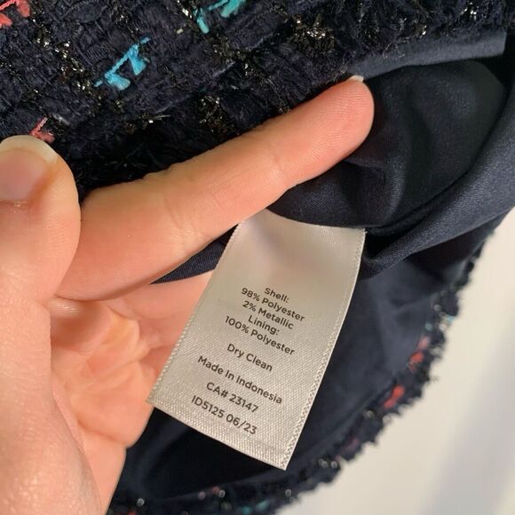 Talbots Knee Length Skirt Women's 8 Black Knit Side Zip Front Button Pockets - Picture 6 of 7